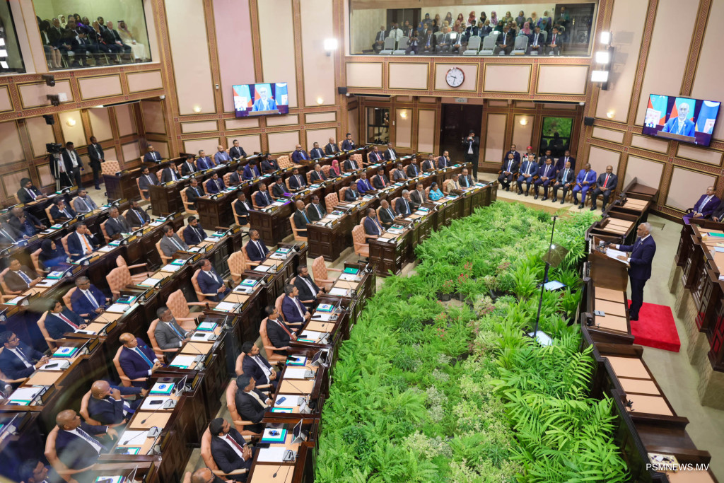 ރިޔާސީ ބަޔާން: 90 އަހަރަށްވުރެ ގިނަ ދުވަސްވީ ސަގާފަތެއް!