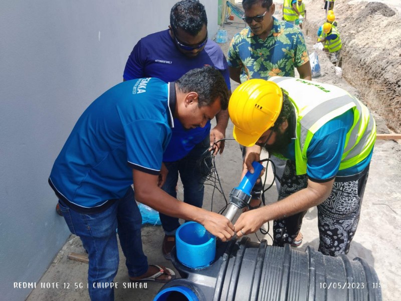 ފެނަކަ މުވައްޒަފުންނަށް ރަމަޟާން މަހު ދޭން ނިންމި ހަދިޔާ ނުދޭން ނިންމައިފި