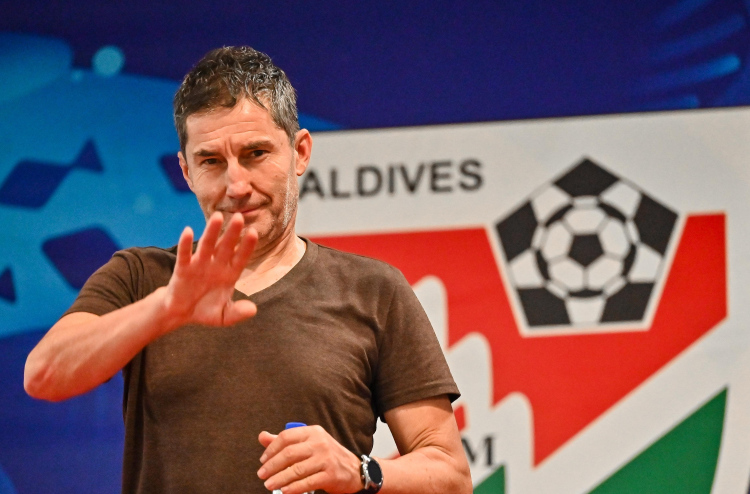 20 އަހަރުންދަށުގެ ސާފް ޗެމްޕިއަންޝިޕުގައި ރާއްޖެ ޓީމަށް އިރުޝާދު ދޭނީ އުރްބާނީ