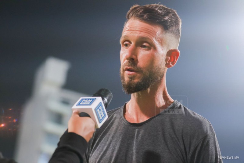 "ޗެމްޕިއަން ކުލަބާ ވާދަކޮށް އޮޑިން ދެއްކީ މޮޅު ކުޅުމެއް، ކުޅުންތެރިންނަށް ސާބަސް"