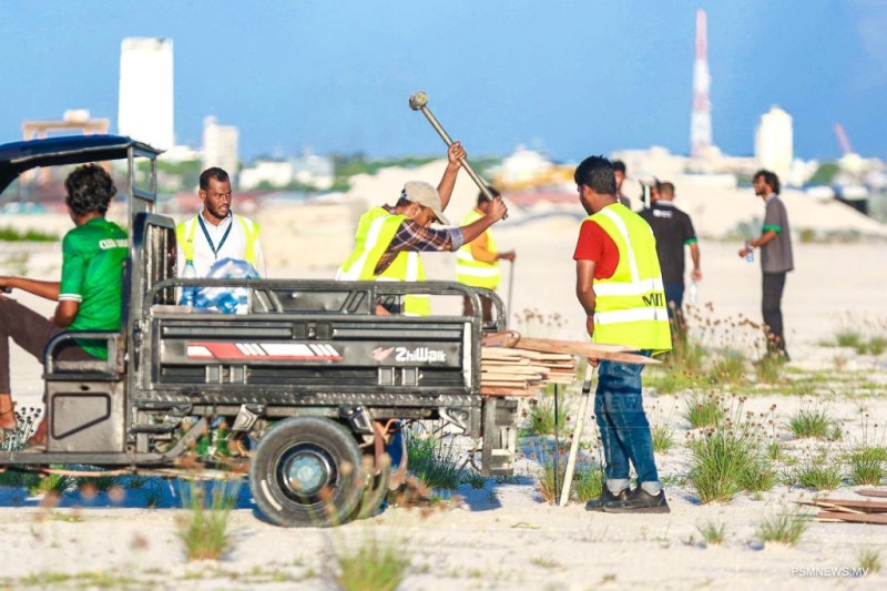 ގެދޮރުއެޅުމަށް ދަތިވެފަވާ 821 މީހުންނަށް 900 މިލިއަނަށްވުރެ ގިނަ ރުފިޔާ