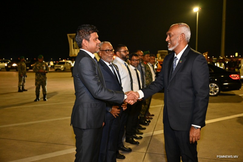 ރަސްމީ ދަތުރުފުޅެއްގައި ރައީސް ބަންގްލަދޭޝަށް ފުރާވަޑައިގެންފި