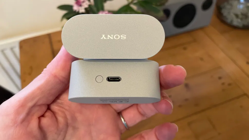 އަޑުސާފުކުރުމުގެ ގާބިލްކަން އިތުރުކޮށް ސޮނީގެ އެންމެ ފަހުގެ އިއާބަޑްސް ނެރެފި