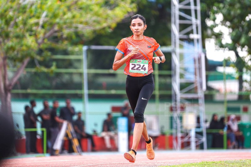 5000 މީޓަރު ދުވުމުގެ އެއްވަނަ ޖިނާނީ އާއި އިރުފާނަށް