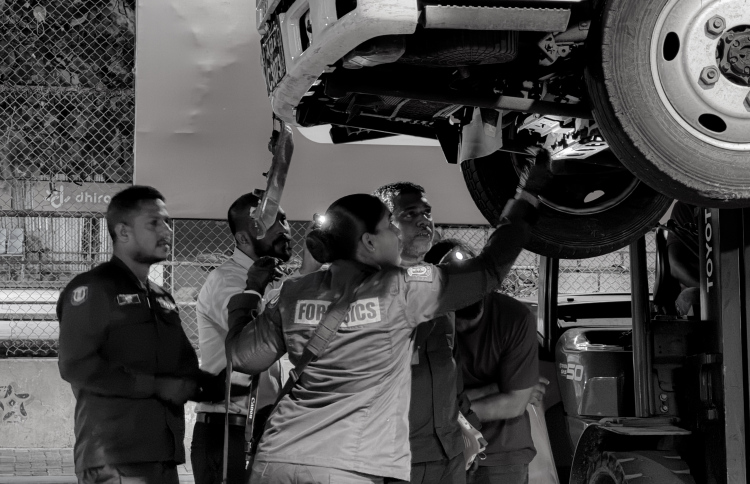 ޕިކަޕެއް މަރާމާތު ކުރަން އުޅުނު މީހެއްގެ ގައިމައްޗަށް ޕިކަޕް ވެއްޓި އެ މީހާ މަރުވެއްޖެ