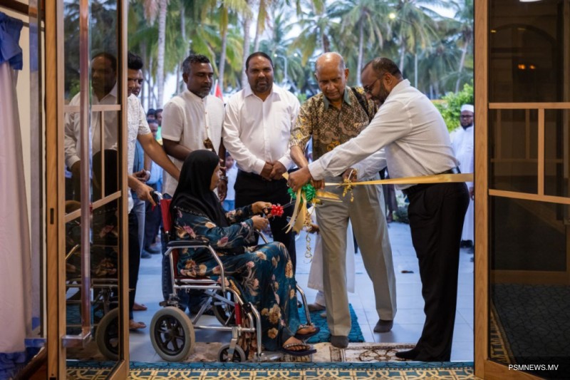 އިހަވަންދޫގައި އަލަށް ބިނާކުރި މިސްކިތް ހުޅުވައިފި