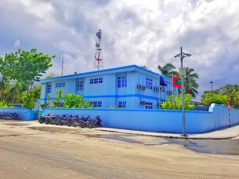 އައްޑޫ ސިޓީ ހިތަދޫގައި ހިނގި އެކްސިޑެންޓެއްގައި 4 މީހަކަށް ފަރުވާ ދެނީ