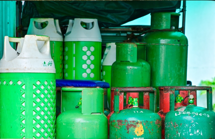 ގޭހުގެ އިތުރު ސްޓޮކެއް ގެނެސް ރޯދަމަަސް ފެށެންވާއިރަށް މައްސަލަ ހައްލު ކުރެވޭނެ: އެސްޓީއޯ