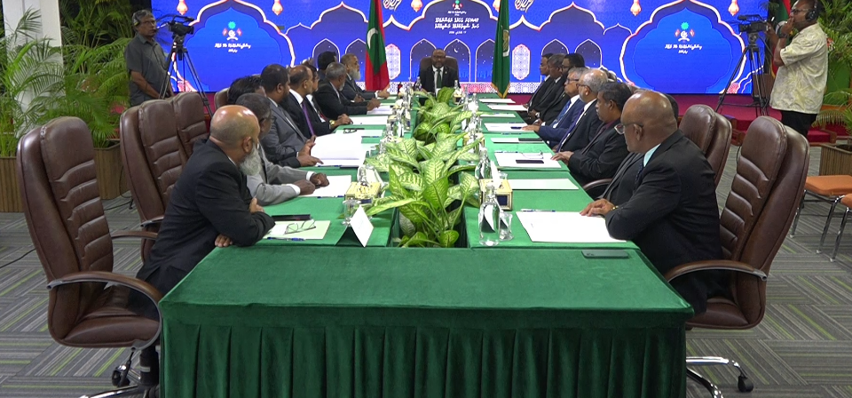 ރާއްޖެއަށް ހަނދު ފެނިއްޖެ، ރަމަޟާން މުބާރިކް!