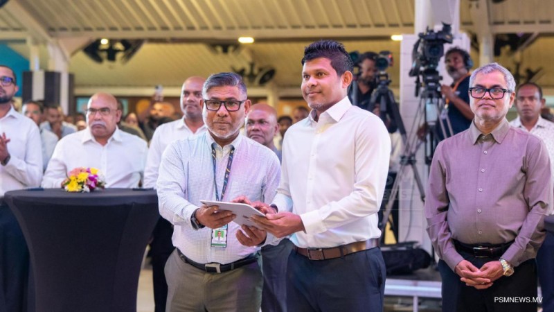 ވީއައިއޭ ޑޮމެސްޓިކް ޓާމިނަލް ކުރީގެ އިންޓަނޭޝަނަލް ޓާމިނަލަށް