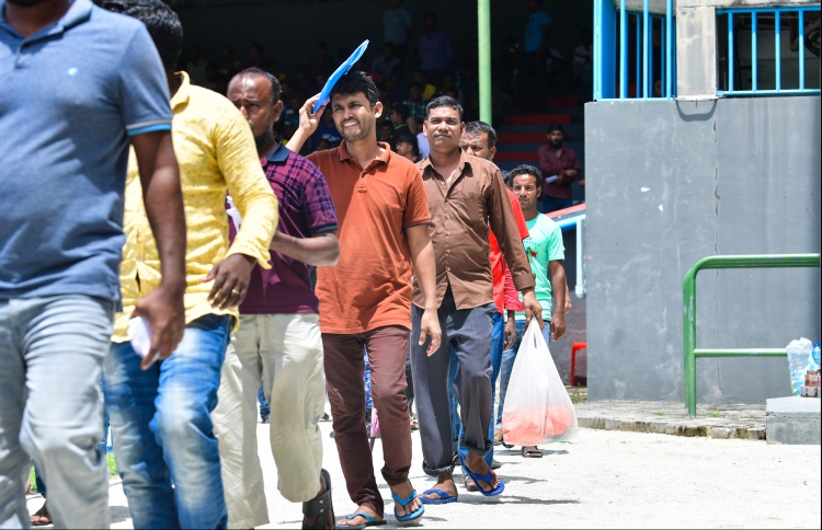 ކުދި އަދި މެދުފަންތީގެ ވިޔަފާރިތަކުން ކޯޓާ ފީ ދައްކަން ނުޖެހޭ ގޮތް ހަދަނީ