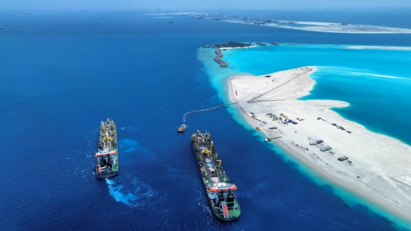 ގިރާވަރުފަޅުގެ ބިން ހިއްކުން 2 ޑްރެޖަރާ އެކު ބާރަށް ކުރިއަށް