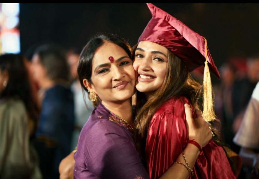 ދެކުނު އިންޑިއާގެ ބަތަލާ ސްރީލީލާ އަކީ މިހާރު މެޑިކަލް ޑޮކްޓަރެއް