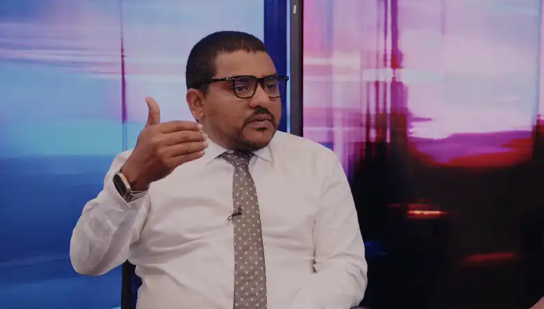 ރައީސް މުއިއްޒު މަސައްކަތް ކުރައްވަނީ ރިޝްވަތާއި ފަސާދަ ފަތުރައިގެން ވެރިކަމުގައި ހުރެވޭނެ ގޮތަކަށް މުޅި ނިޒާމު ބައްޓަން ކުރުމަށް، ހާލަތު ބަދަލު ކުރަނީ ރައްޔިތުން: މެންބަރު މައުރޫފް