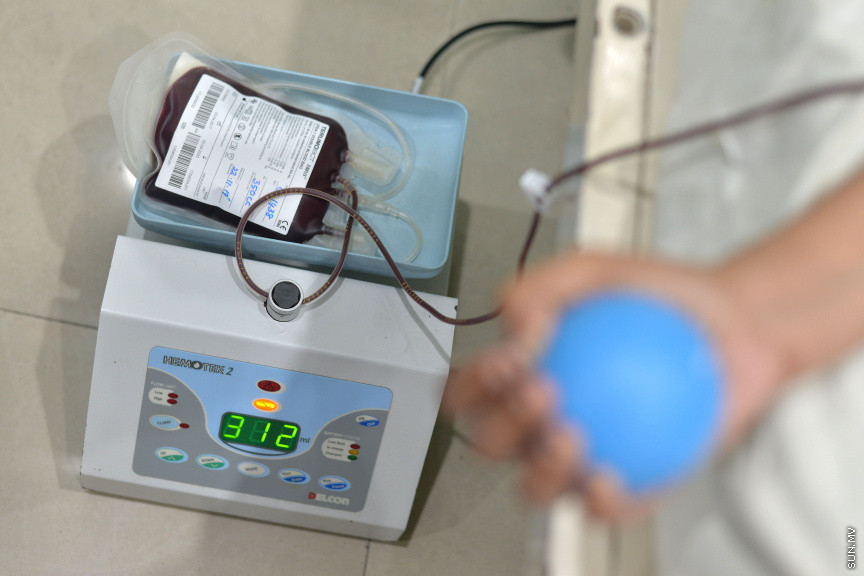 ޑެންގީ ބަލީގައި ހާލު ސީރިއަސްވުމުން، ލޭ ދޭނެ މީހަކު ކުޅުދުއްފުއްޓަށް ގެންދަން ޖެހުނީ މާލޭން