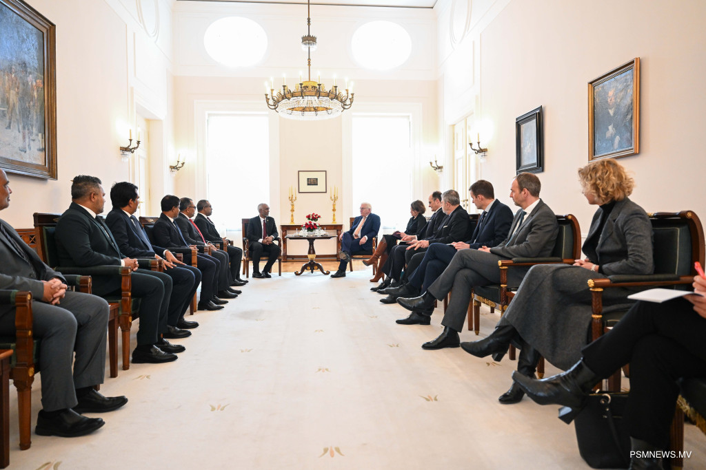 ޖަރުމަނުވިލާތަށް ކުރެއްވި ތާރީޚީ ދަތުރުފުޅަށް ފަހު ރައީސް މާލެ ވަޑައިގެންފި