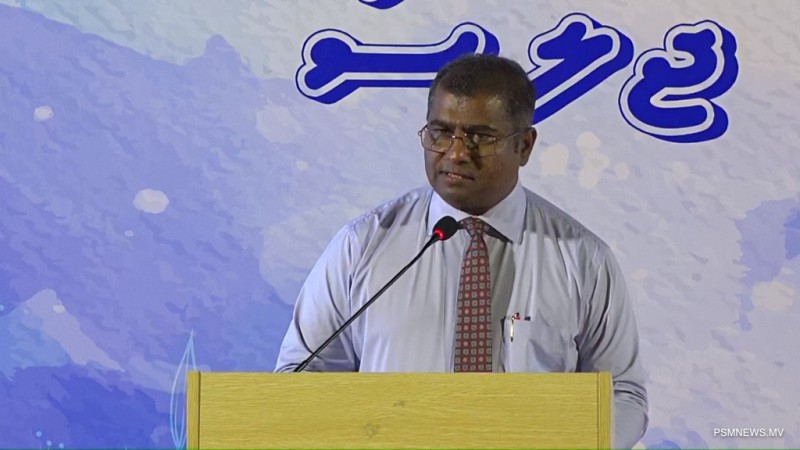 ޅެންވެރިކަން ޒުވާން ކުރުމަށް މަސައްކަތް ކުރަން ޖެހޭ: ވަޒީރު އާދަމް ނަޞީރު