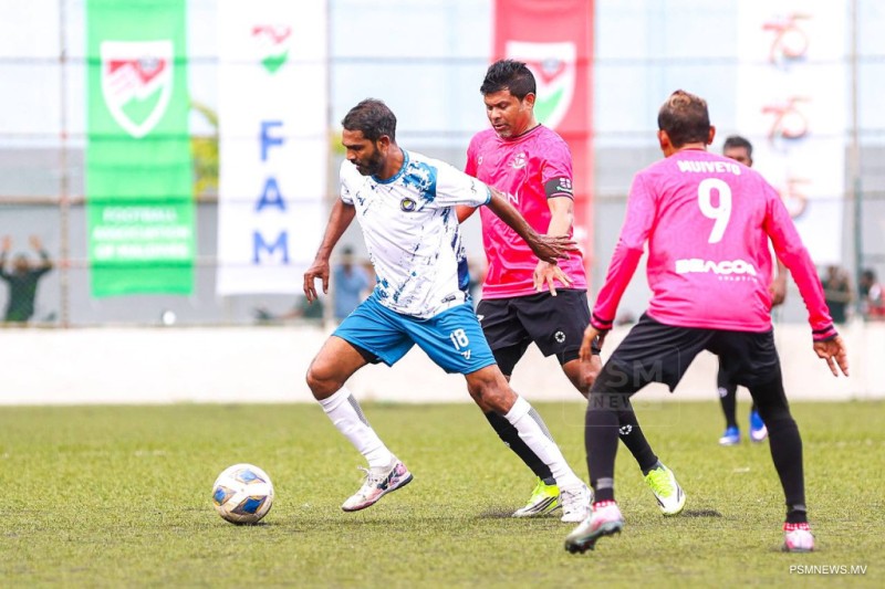 ސިފައިން އަތުން މުއިވެޔޮ އަށް މޮޅެއް