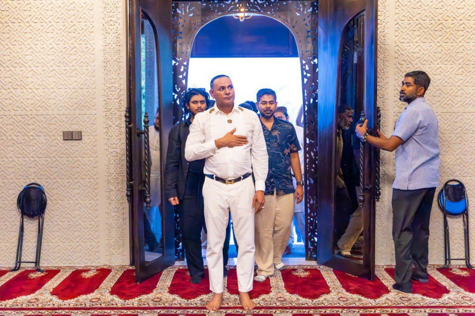 ސިޔާމްގެ ހަރަދުގައި ކުޑަފަރީގައި ބިނާކުރި މިސްކިތް ހުޅުވައިފި