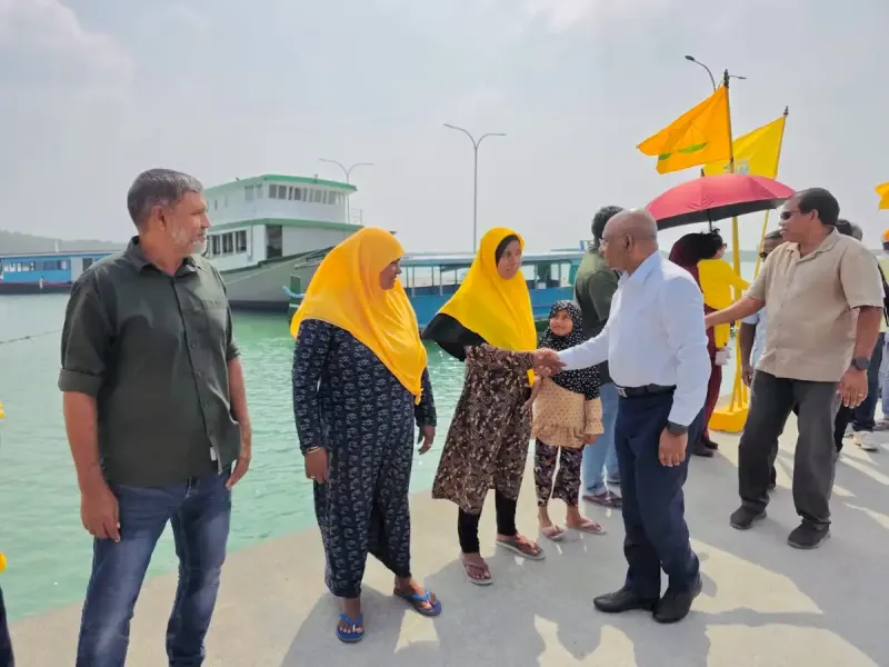 އެމްޑީޕީގެ ކެމްޕެއިން ޓީމަށް ބާރަށުން ހޫނު މަރުހަބާއެއް ކިޔައިފި