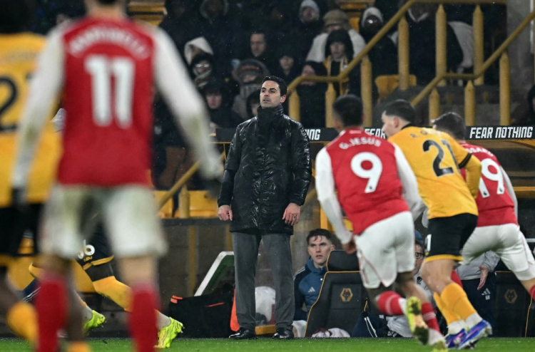 އާސެނަލް އަތުން ކޮންޓްރޯލް ގެއްލެނީ