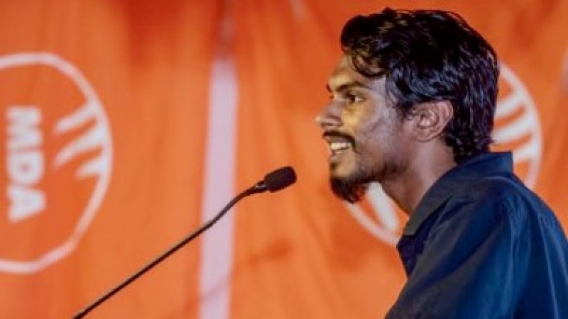 ކައުންސިލް އިންތިޚާބާއި ރިފަރެންޑަމް އެއްކޮށްލުމުން، ރައްޔިތުން ހޭލުންތެރިކުރަން ދަތިވާނެ: މަހްޒޫމް