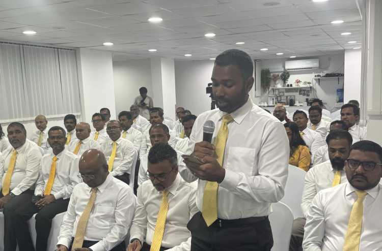 ދެ އިންތިހާބު އެއްކޮށް ބޭއްވުމާ ދެކޮޅު ހަދަން އެމްޑީޕީން ފާސްކޮށްފި