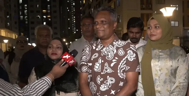 ޕީއެންސީ މެމްބަރުންގެ ފާޑު ކިޔުންތަކަށް އާޒިމްގެ ހޫނު ރައްދެއްޅ ނިދާ ހެދުމުގައި ޖަލްސާގައި ބައިވެރިވާ ބަޔަކަށް ކުރެވޭނެ އެހެން މަސައްކަތެއް ނެތް