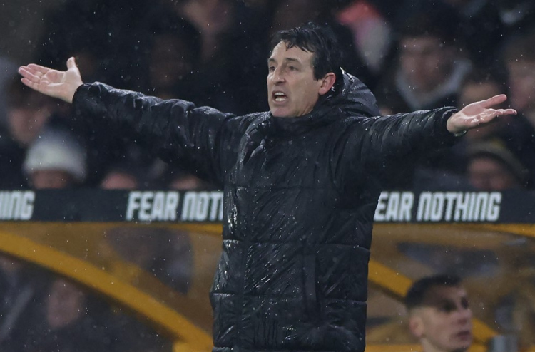 އެމެރީގެ ކުޅުންތެރިން ގަދަ ހަތަރަކާ ފެޔަށް؟