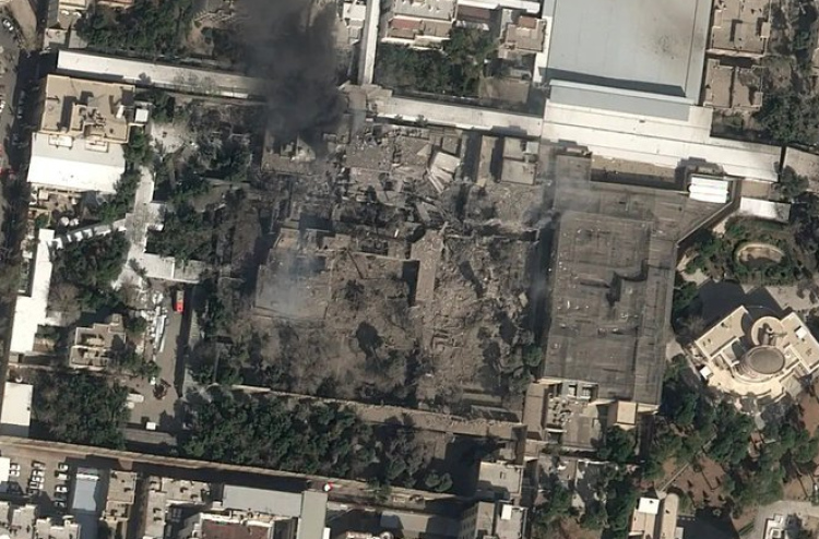 އިޒްރޭލުން ބުނަނީ ޚާމަނާއީ އަވަހާރަވެފައިވުން ގާތް ކަމަށް