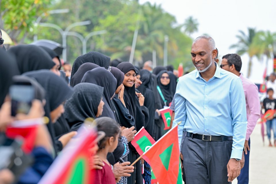 އަބަދުވެސް މަސައްކަތް ކުރާނީ ރައްޔިތުންގެ އަޑު އަހައިގެން ރައްޔިތުންނާ ގާތުން: ރައީސް