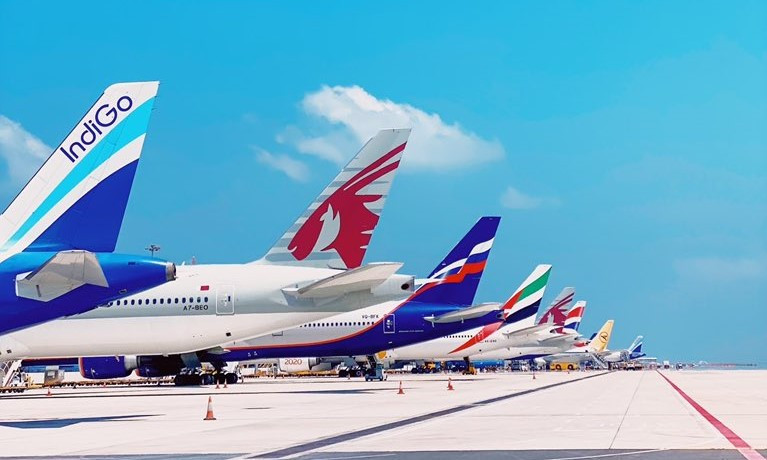 މެދުއިރުމަތީގެ ހަމަނުޖެހުން: ރާއްޖެއަށް ކުރާ އަސަރުތައް ކުޑަ ކުރުމަށް އިތުރު އެއާލައިންތައް ގެންނަނީ