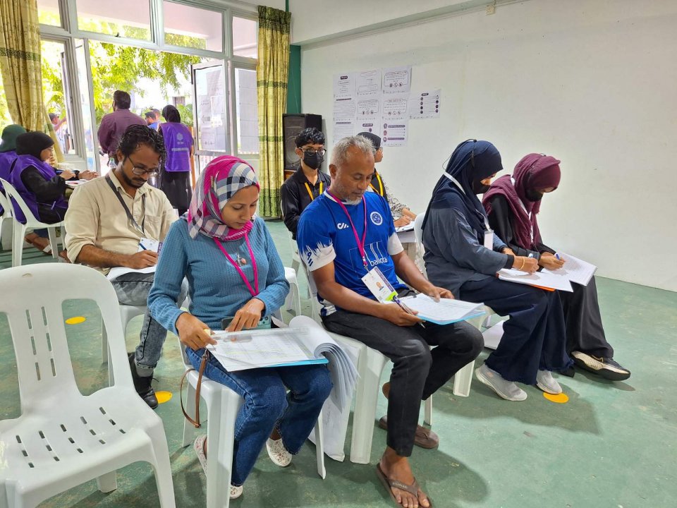 ކެންޑިޑޭޓުންގެ މަންދޫބުންނަށް ވާން ފުރުސަތު ހުޅުވާލައިފި