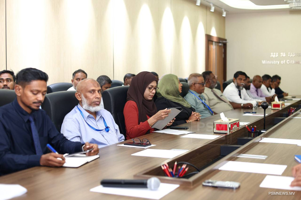 ނިޒާމީ ބަދަލުތަކާއެކު، އިދާރީދާރާތަކުގެ ހިންގުން ހަރުދަނާވެއްޖެ