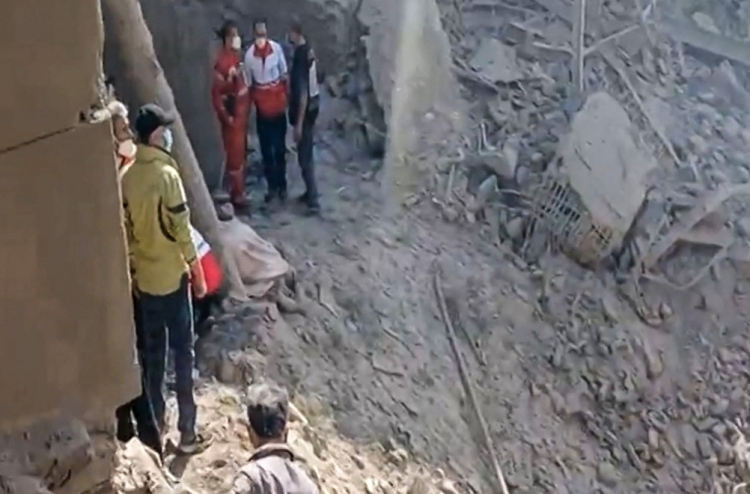 ހަމަލާ އަމާޒުވެފައިވާ ގައުމުތަކުގައި އުޅޭ ދިވެހިން ބޭރަށް ނުކުމެ ނޫޅެން އަންގައިފި