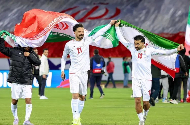 ހަނގުރާމައާ ގުޅިގެން ވޯލްޑް ކަޕްގައި އިރާނުން ކުޅެފާނެ ކަމާމެދު ސުވާލު އުފެދިއްޖެ