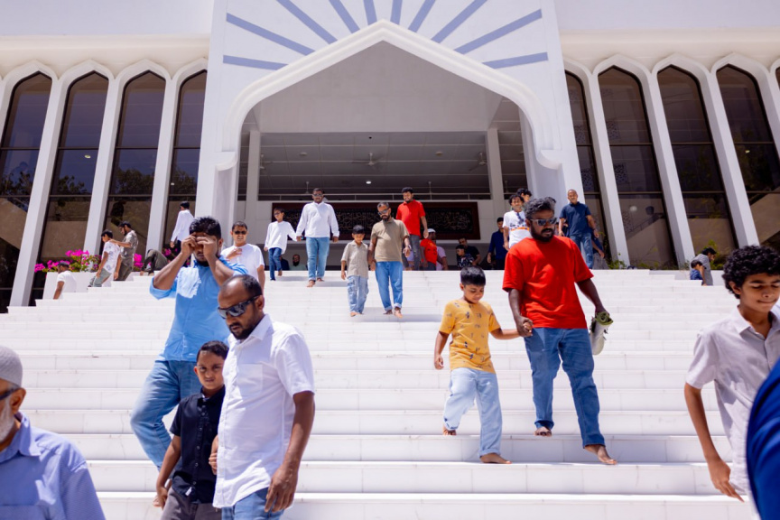 ރޯދަ މަހަކީ، މަސައްކަތްތައް ހުއްޓާލައި، ނިދުމުގެ މަހެއް ނޫން، ލައިލަތުލްޤަދުރި ހޯދަން މަސައްކަތް ކުރޭ: ޚުތުބާ