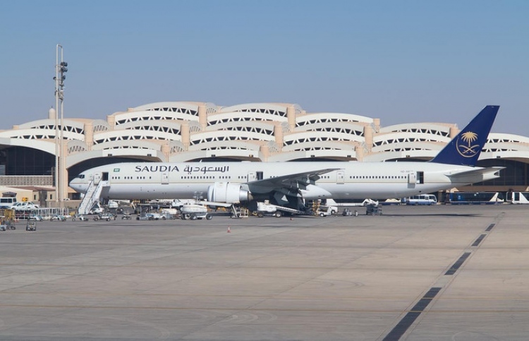 ސައުދީން ވައިގެ ސަރަހައްދު ބަންދުކޮށް، ފްލައިޓުތައް ކެންސަލް ކުރަނީ