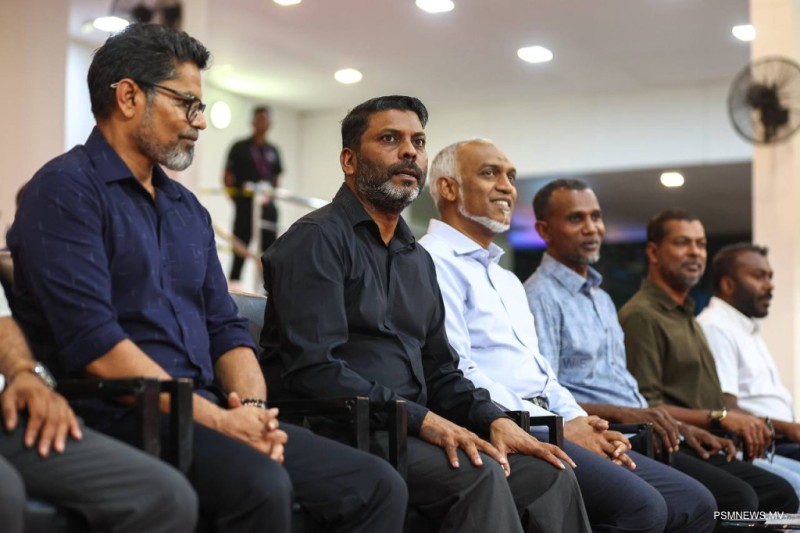 ފެންނަނީ ގުޅިގެން މަސައްކަތްކޮށްފިނަމަ ފުޓުބޯޅަ ކުރިއެރުވޭނެކަން: ވަޒީރު ރާފިއު