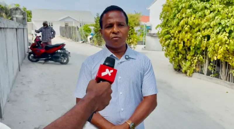 ފެންނަ ނުފެންނަ އިންތިހާބު ބާއްވަން އުޅެނީ ރައްޔިތުންނަށް ސައްހަ މައުލޫމާތު ފޯރުކޮށް ނުދީ: އަހުމަދު  އަބްދުﷲ