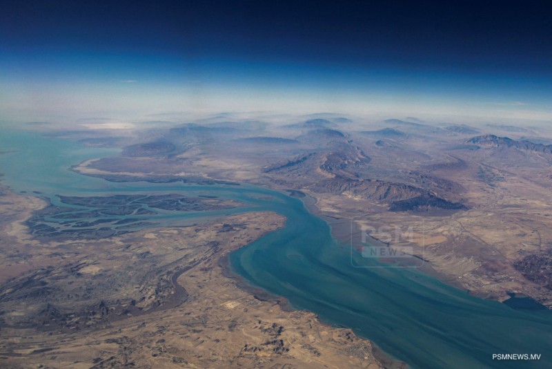 ހުރްމުޛް ކަނޑުއޮޅި ބަންދުވުމުގެ ބިރާއެކު ހަކަތައިގެ ބާޒާރަށް ބޮޑު ލޮޅުމެއް