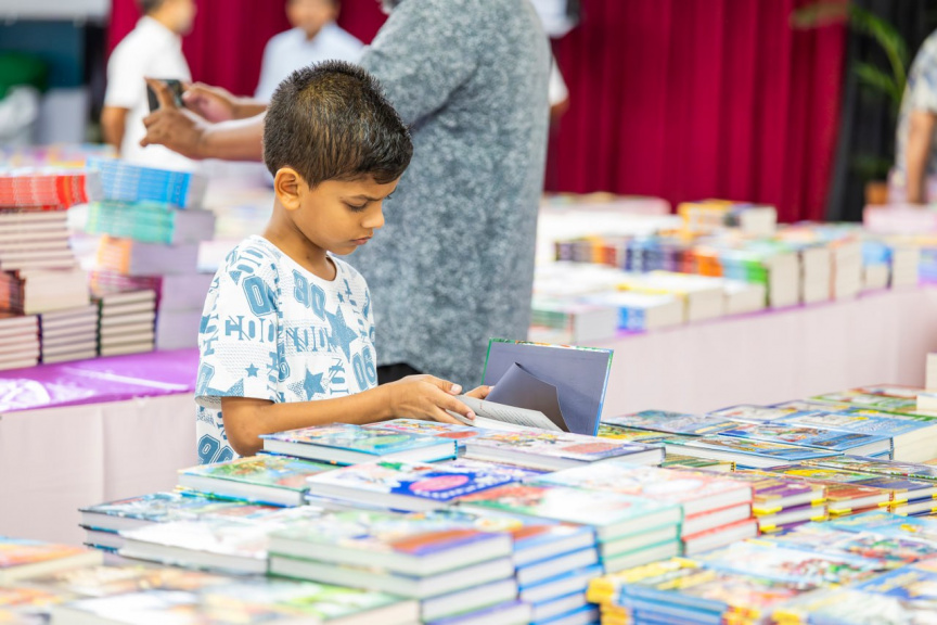 ސިކުނޑީގެ ކަސްރަތު: ފޮތް ކިޔުމަކީ ހަމައެކަނި މަޢުލޫމާތު ހޯދުމެއް ނޫން