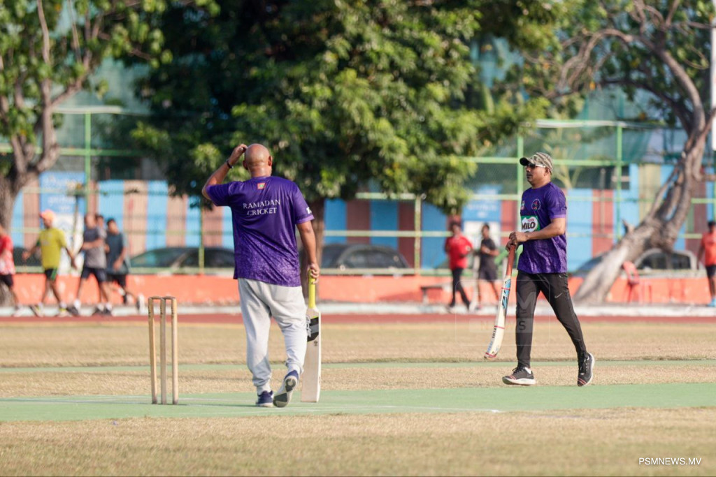 ސިފައިން ސެމީއަށް، ކަސްޓަމަށް ފުރަތަމަ މޮޅު