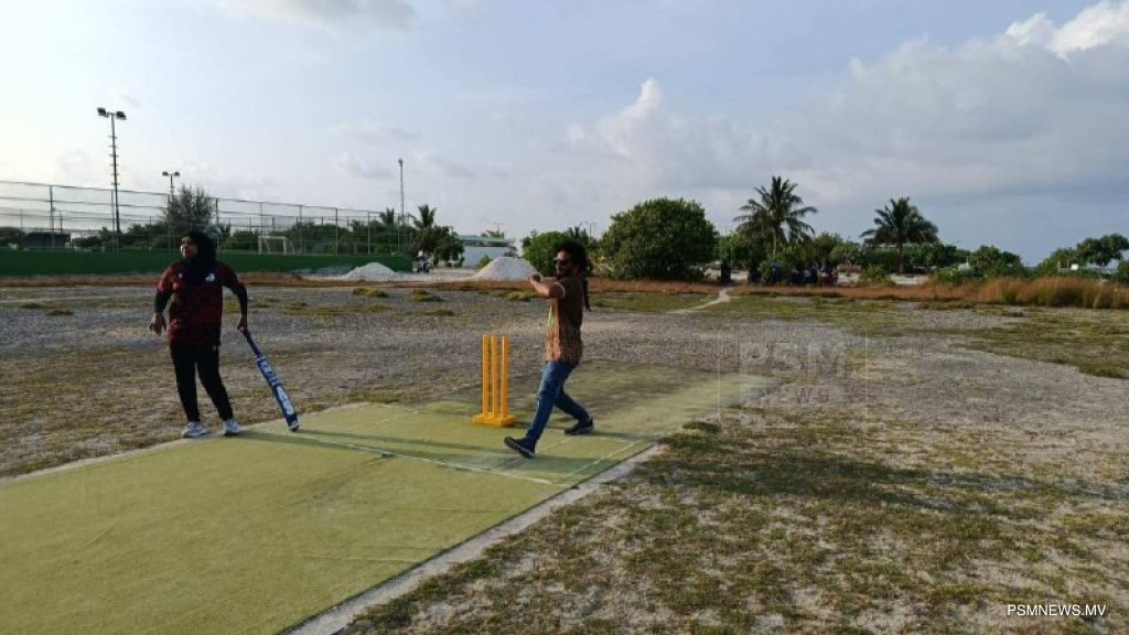 ކުނަހަންދޫ ކްރިކެޓް: ކުނަހަންދޫ ގާލްސްއަށް މޮޅެއް