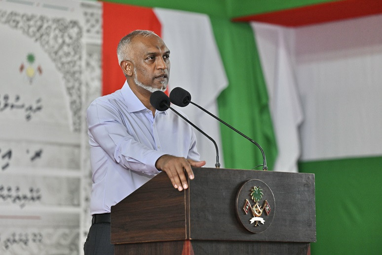 ރައީސް މުއިއްޒަށް ޚާމަނާއީގެ ނަން ވެސް ވިދާޅުވާން ކެރިވަޑައިނުގެންނެވި