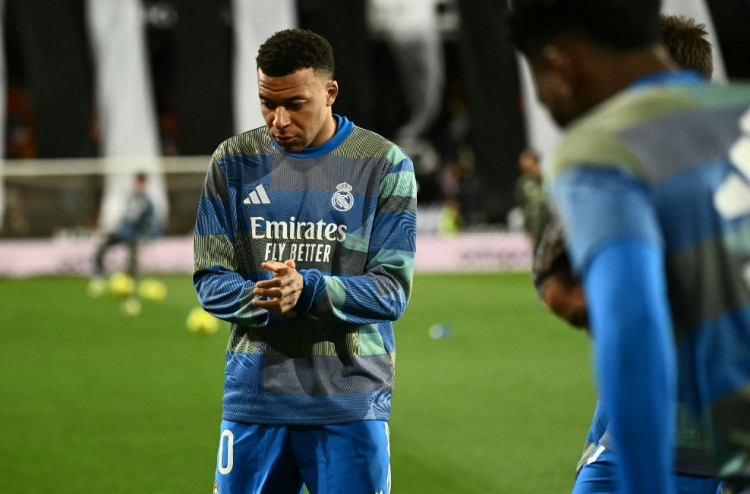 އެމްބާޕޭ ފްރާންސްގައި ފަރުވާ ހޯދަނީ، ރެއާލަށް ހަމަޖެހިލެވޭ ގޮތެއް ނުވޭ