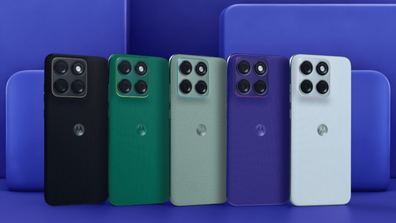 މޮޓޯރޯލާގެ ފުރަތަމަ ފޯލްޑަބަލް ފޯނު ދައްކާލައިފި