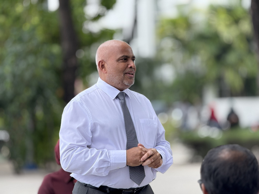 ދަރިވަރުން ގިނަ ގައުމުތަކުގެ ސްޓައިޕެންޑު އަވަހަށް މުރާޖާކުރެވޭތޯ ބަލާނަން، ފައިސާ ދިނުން ރަނގަޅު ކުރެވިއްޖެ: ހައިދަރު