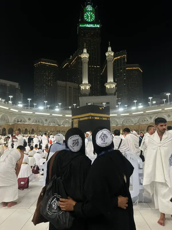 އަލް އަބްރާރް ގްރޫޕުގެ ހަވާލުގައި އުމްރާއަށް ދިއުމަށް ފައިސާ ދެއްކި 110 މީހުންގެ ދަތުރު ފަހުވަގުތު ކެންސަލް ކުރި މައްސަލަ ފުލުހުންނާއި، އިސްލާމިކް މިނިސްޓްރީން ތަހުގީގު ކުރަނީ