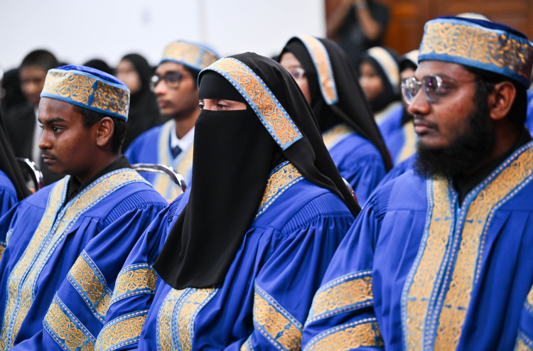 ގުރުއާން ކިޔަވައިދޭ ޓީޗަރުން ނެތް 17 ރަށަކަށް ބޭރުން ހާފިޒުން ގެނައި